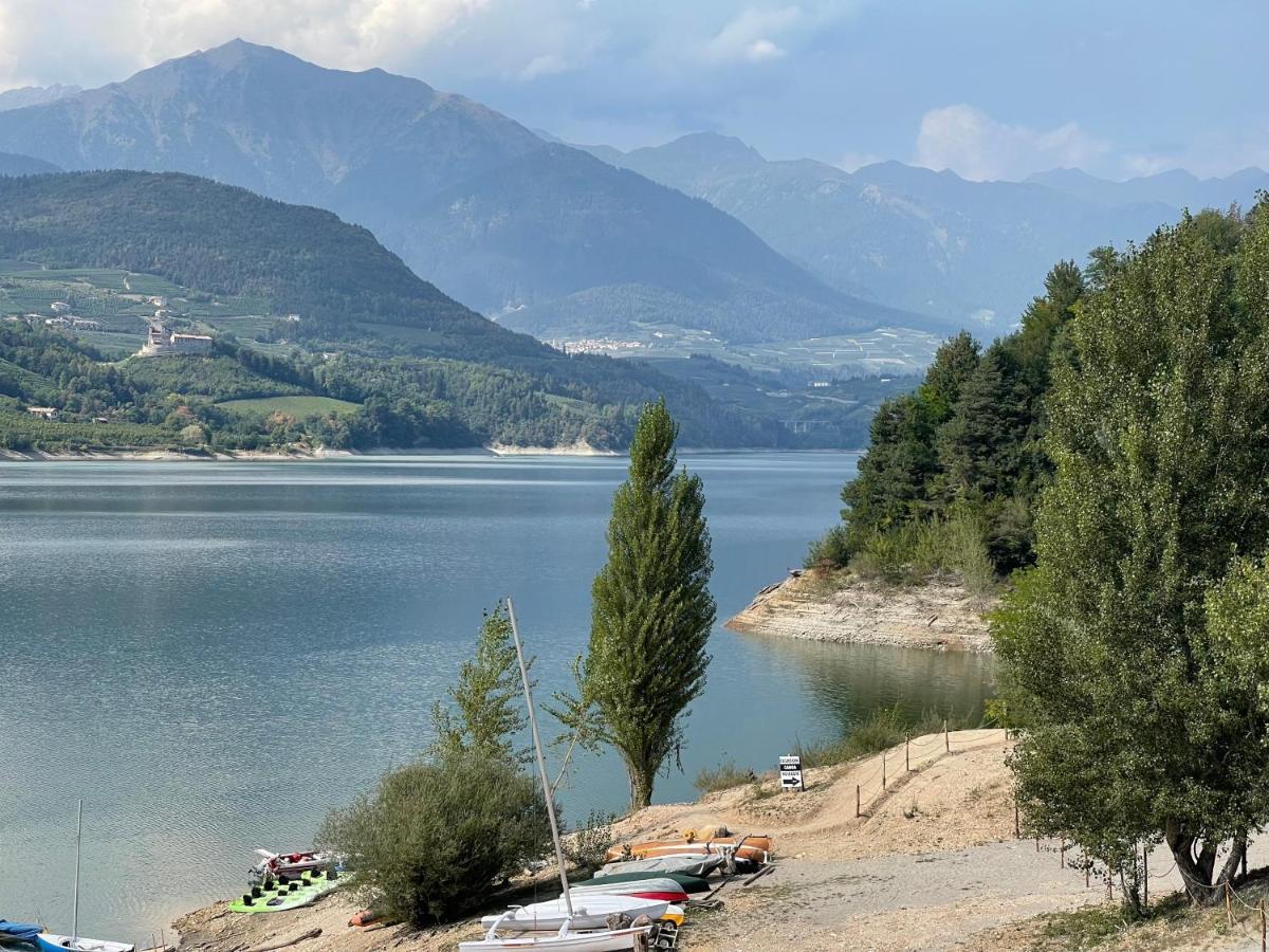 Appartamento Da Romina Con Parcheggio Gratuito Sanzeno Luaran gambar