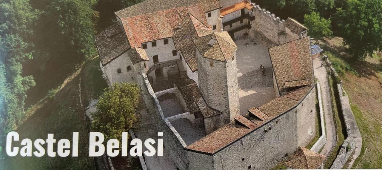 Appartamento Da Romina Con Parcheggio Gratuito Sanzeno Luaran gambar
