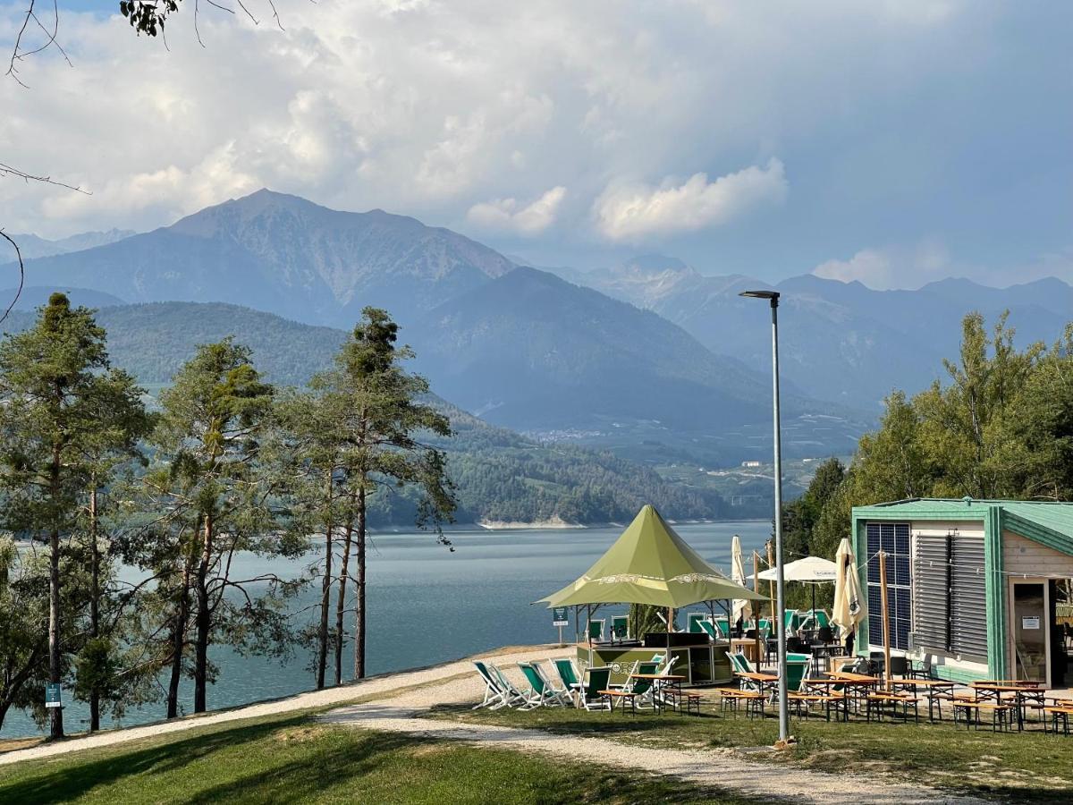 Appartamento Da Romina Con Parcheggio Gratuito Sanzeno Luaran gambar