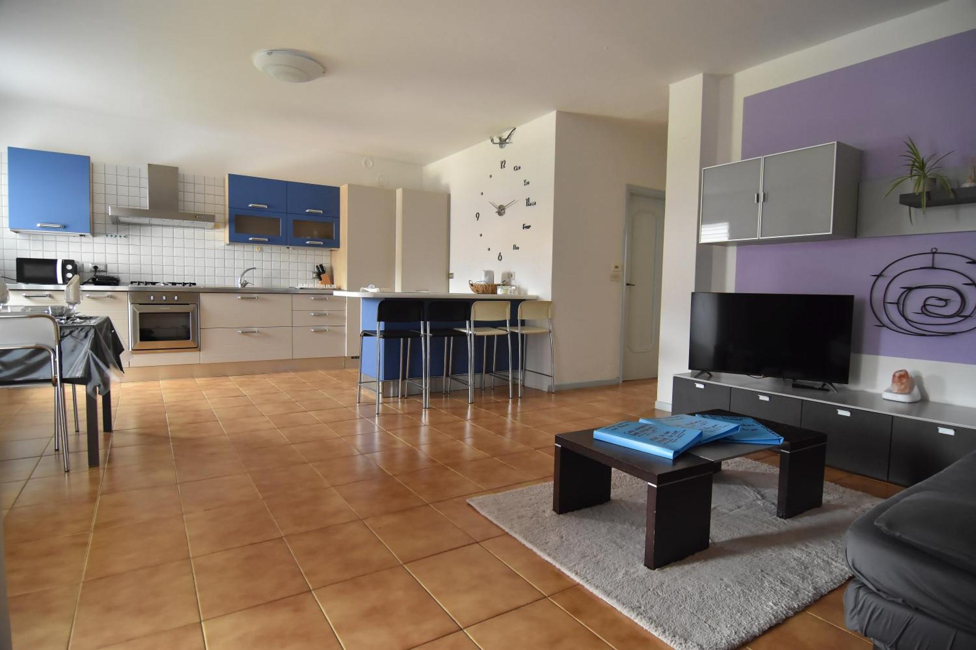 Appartamento Da Romina Con Parcheggio Gratuito Sanzeno Luaran gambar